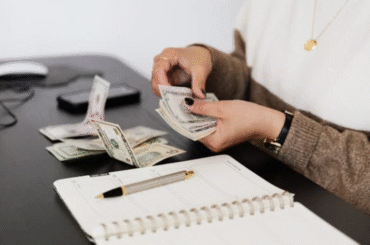How to Attain Financial Freedom Before Hitting 40: A Guide for Career Women - Verified by FangWallet